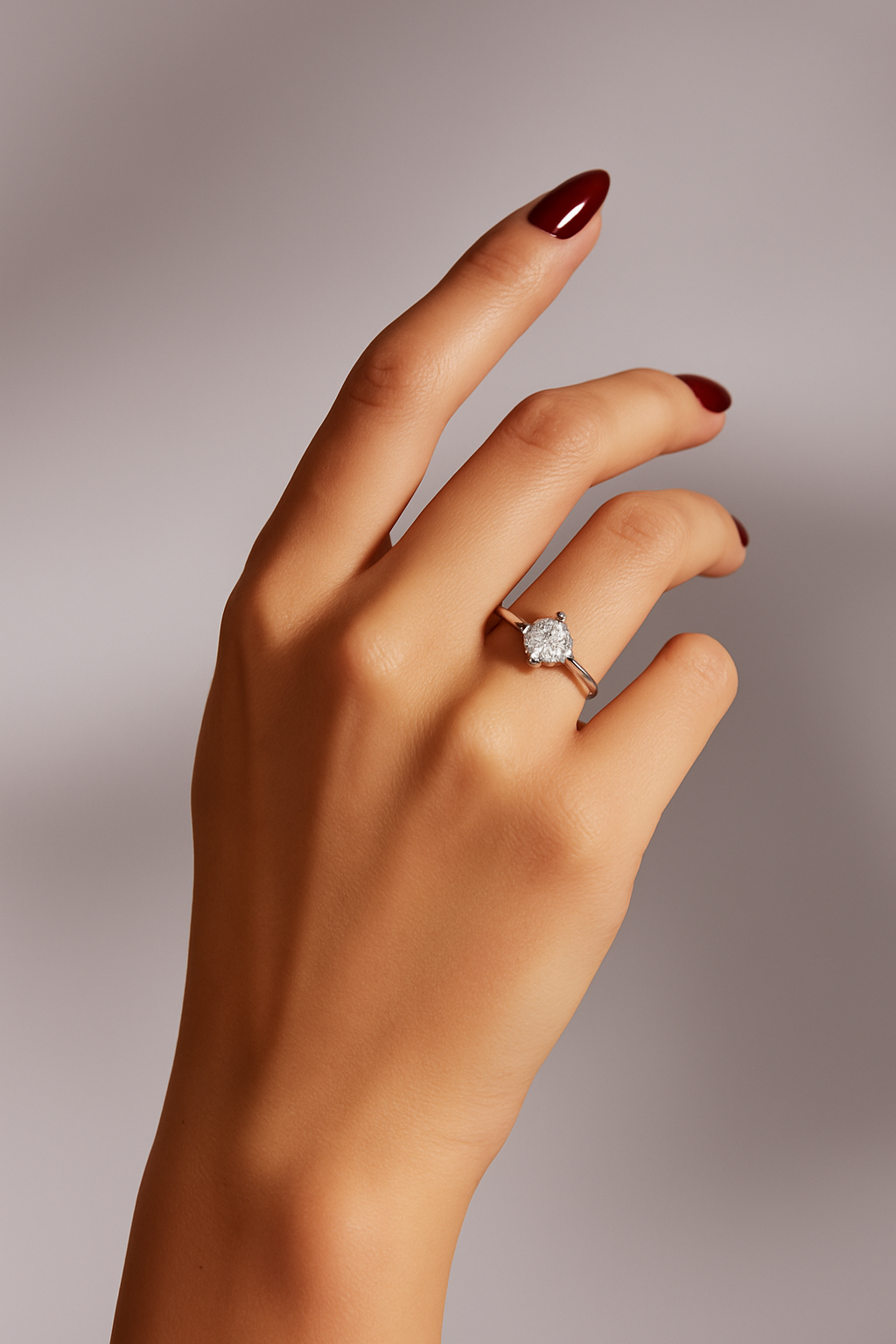 Kate Ring 1 CT Diamond Moissanite
